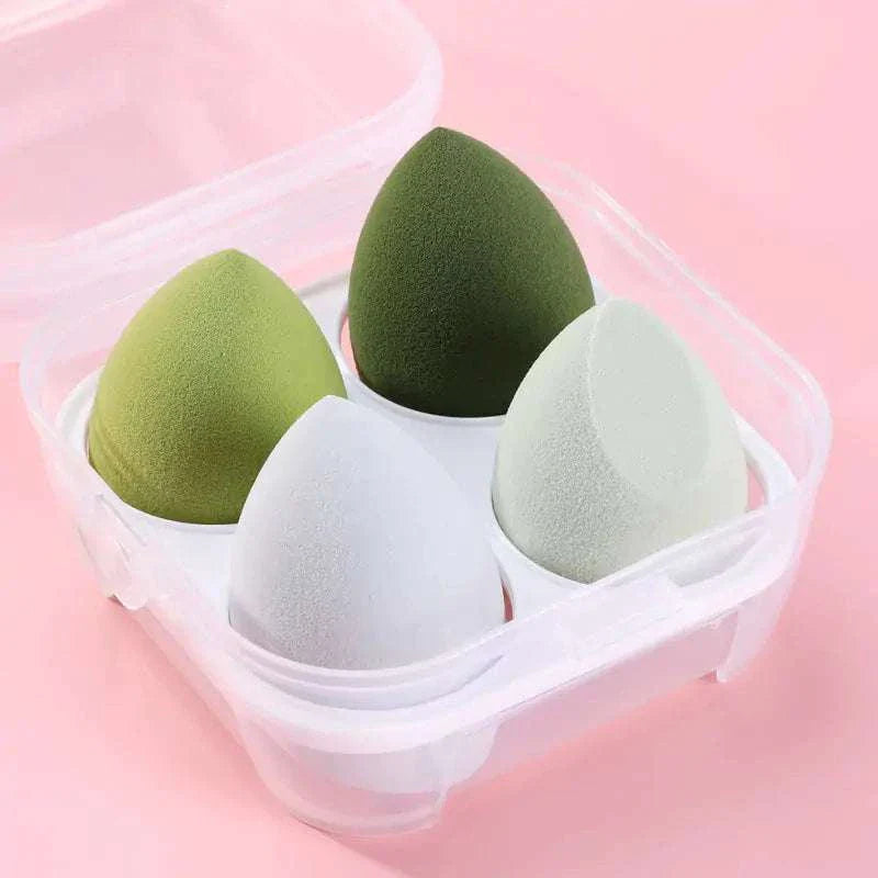 4 pieces makeup sponge powder puff set in green and white colors for dry and wet makeup application in clear plastic case
